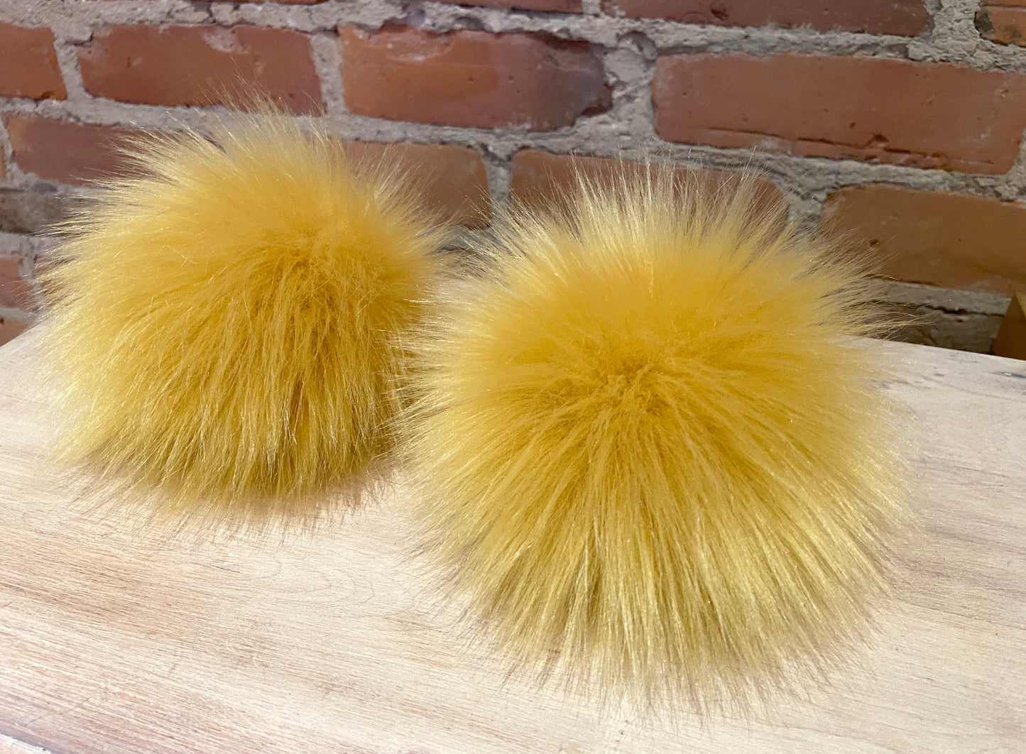 Golden Lamb Faux Fur Pom, 5 Inch