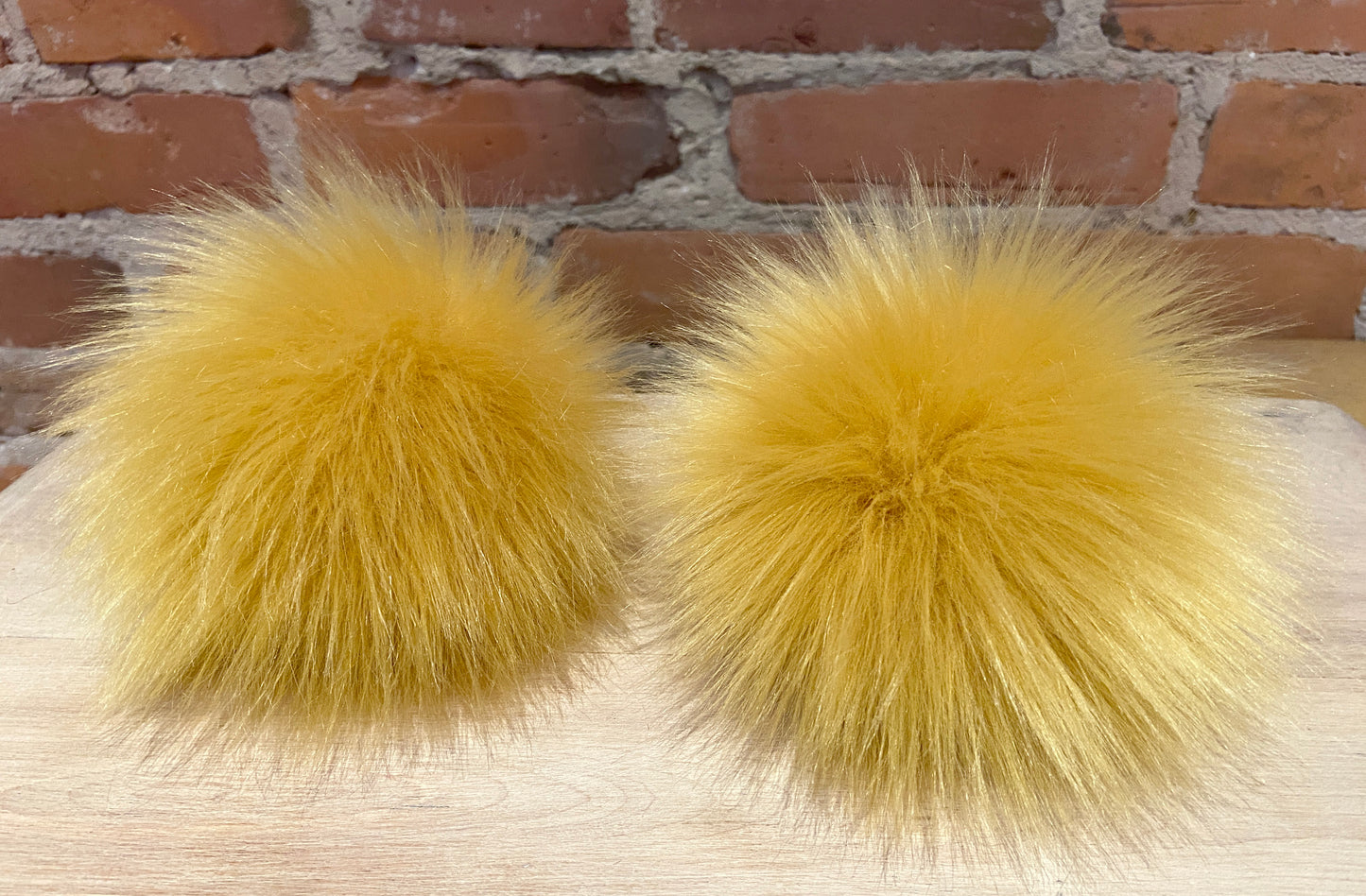 Golden Lamb Faux Fur Pom, 5 Inch