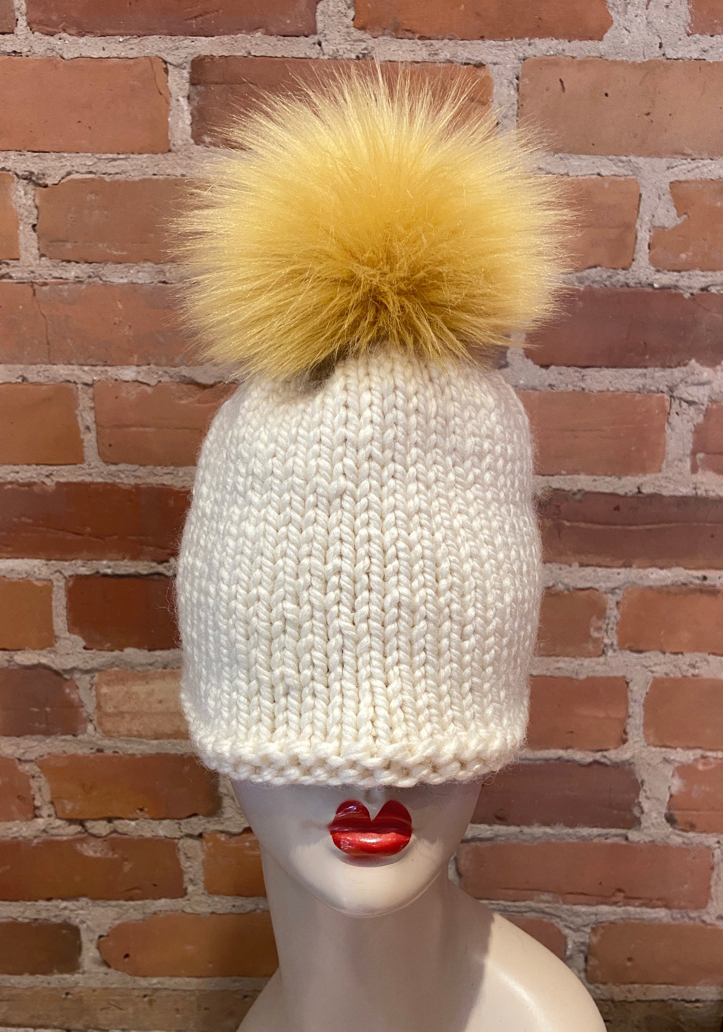 Golden Lamb Faux Fur Pom, 5 Inch