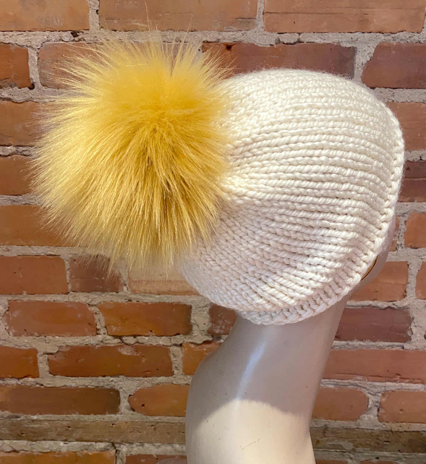 Golden Lamb Faux Fur Pom, 5 Inch