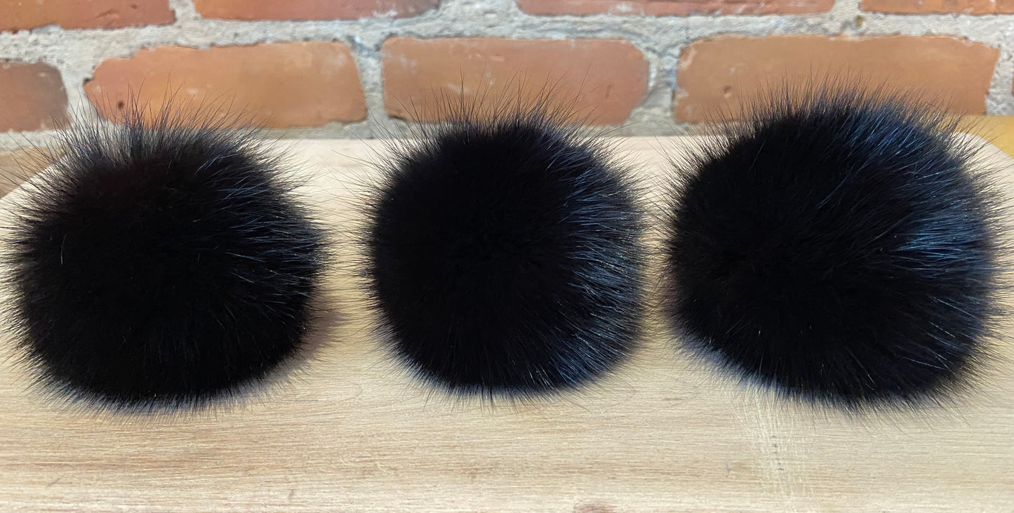 Black Fox Pom, 3 Inch