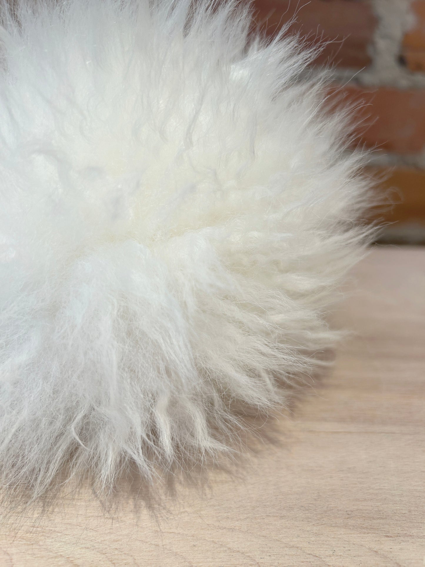 Jumbo White Lamb Pom, 7 Inch