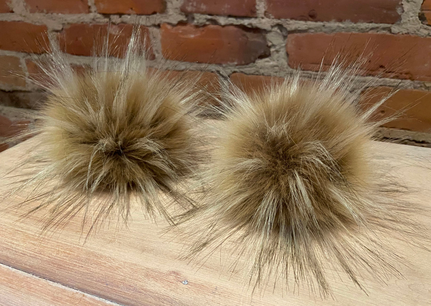 Honey Gold Faux Fur Pom, 5 Inch