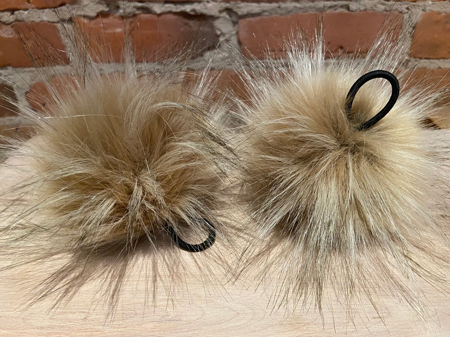 Honey Gold Faux Fur Pom, 5 Inch