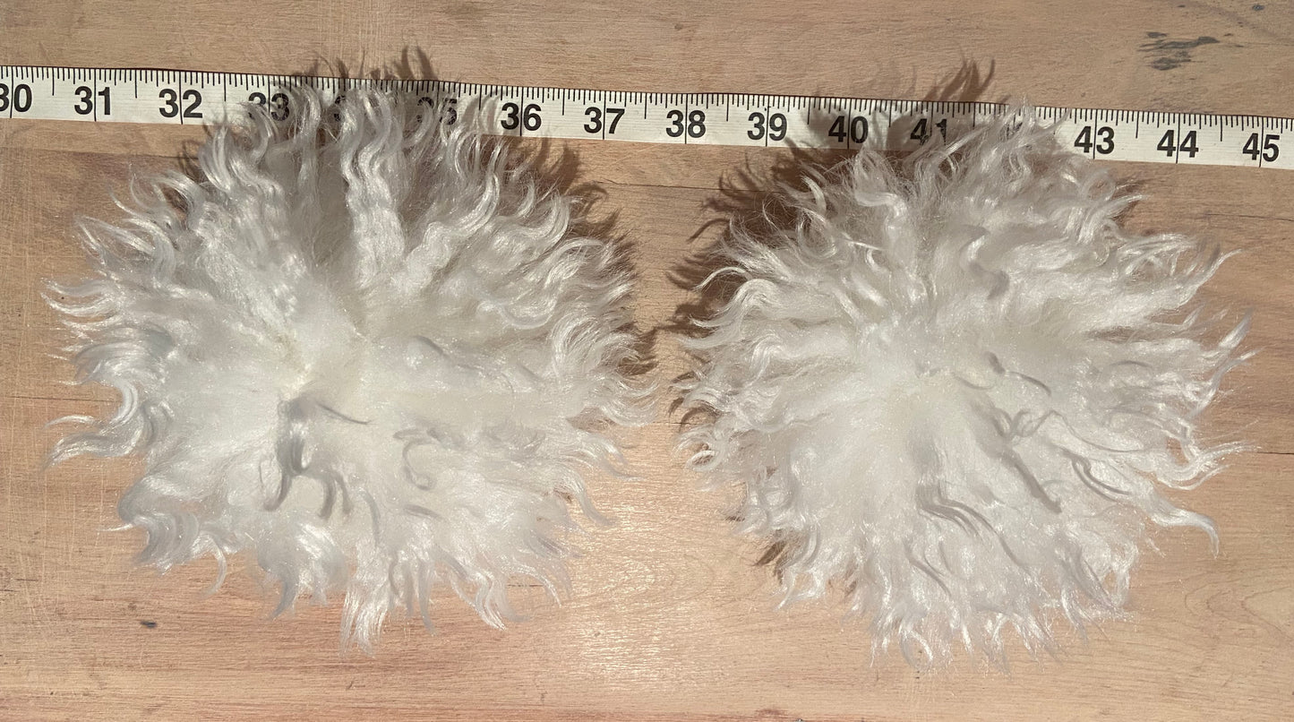 Wavy White Lamb Faux Fur Pom, 5 Inch