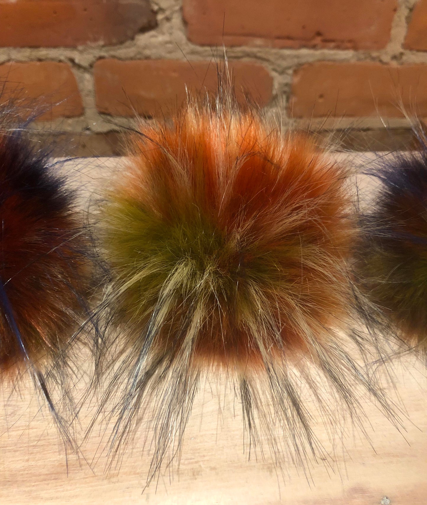 Rainbow Finn Raccoon Faux Fur Pom, 5 Inch