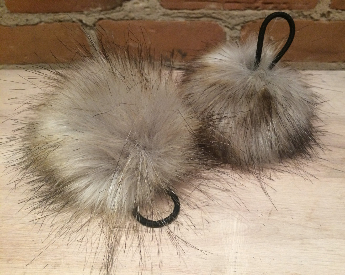 Grey Faux Fur Pom, 5 Inch