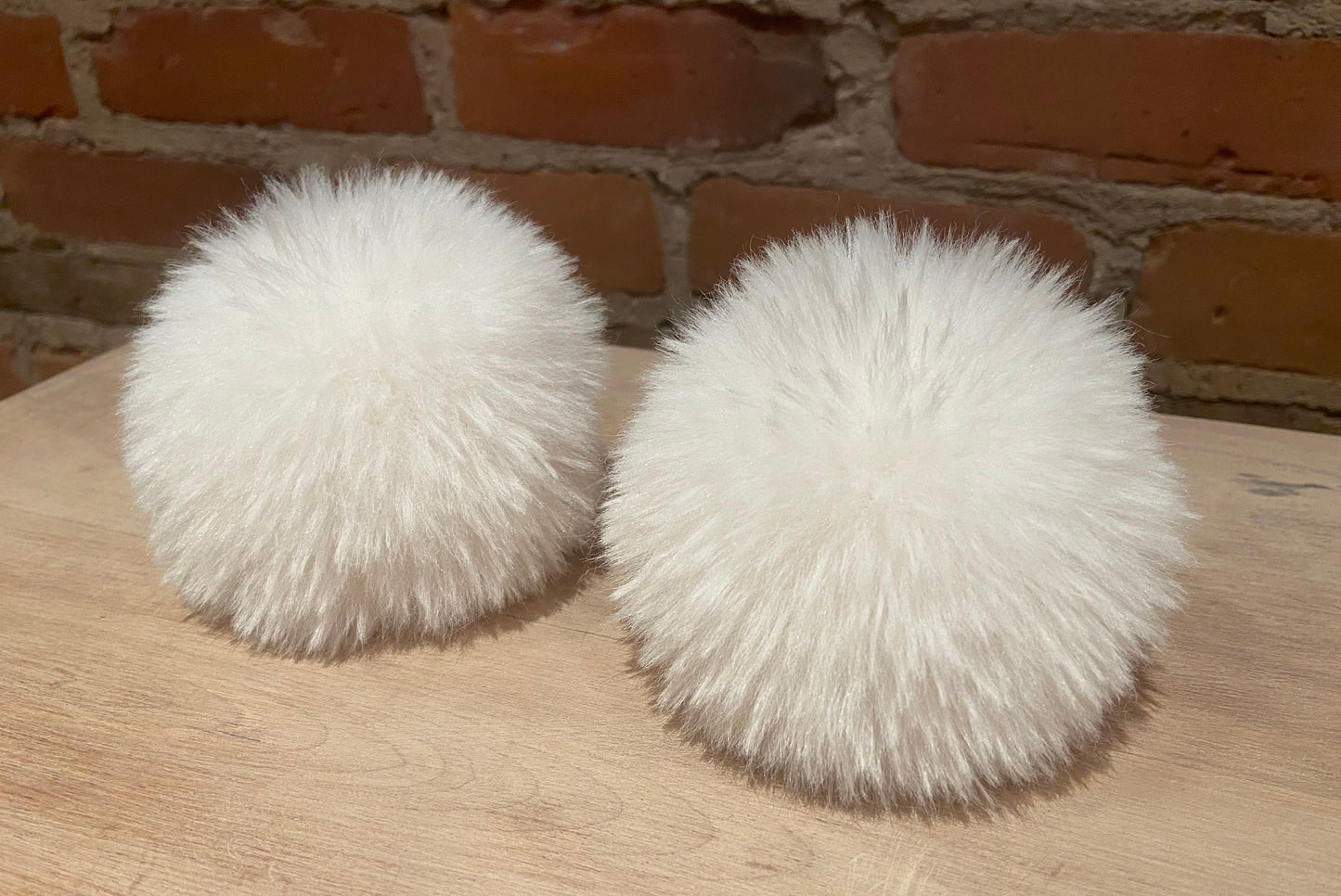 Cream White Faux Fur Pom, 4 Inch