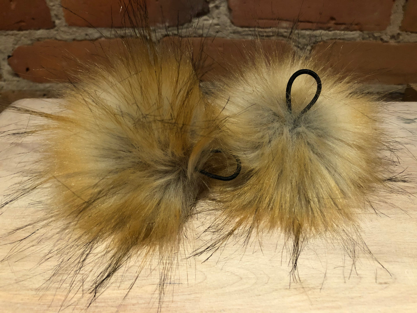 Golden Finnish Raccoon Faux Fur Pom, 3.5 Inch