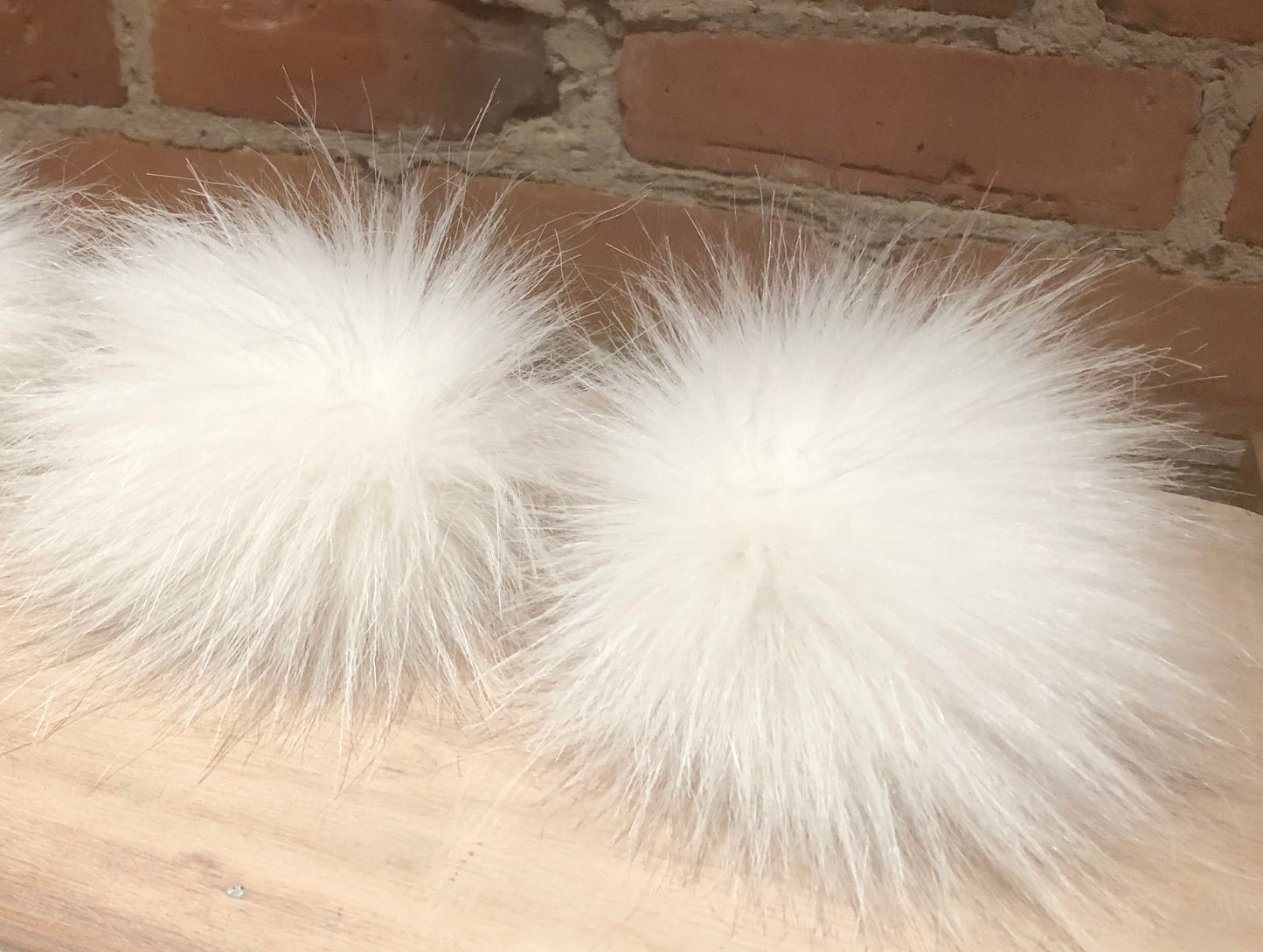 Bright Pure White Lamb Faux Fur Pom, 5 Inch