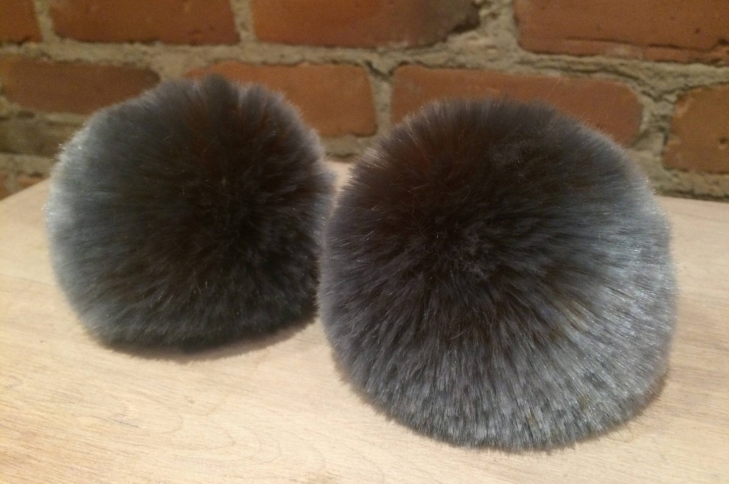 Grey Chinchilla Faux Fur Pom, 4 Inch