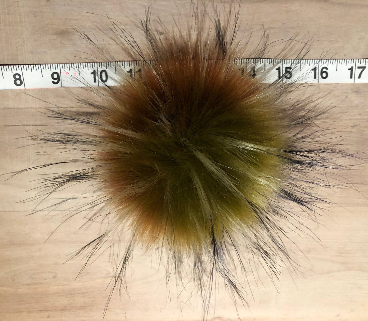 Rainbow Finn Raccoon Faux Fur Pom, 5 Inch