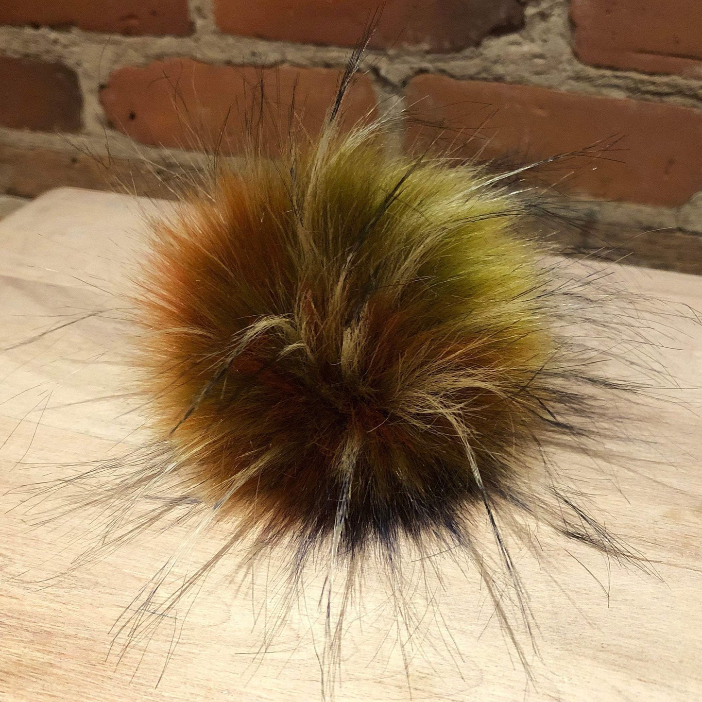 Rainbow Finn Raccoon Faux Fur Pom, 5 Inch