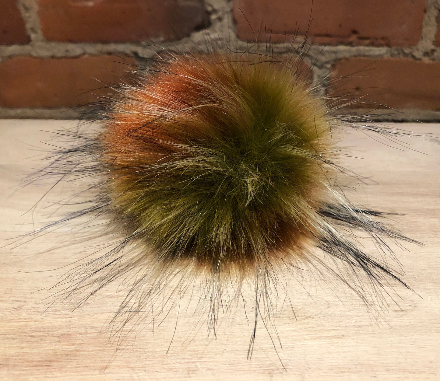 Rainbow Finn Raccoon Faux Fur Pom, 4 Inch